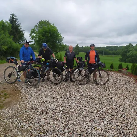 Przy Trojstyku مزرعة للإقامة